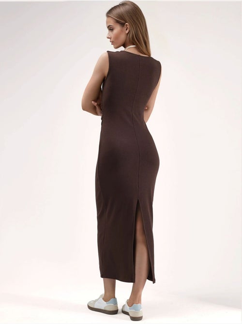 Abito midi aderente con scollo quadrato e spacco hiccup - Kiabi Abito midi aderente con scollo quadrato e spacco hiccup - Kiabi