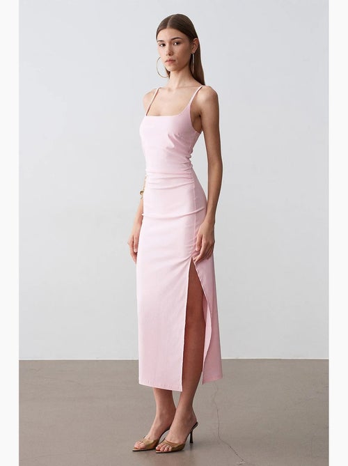 Abito midi aderente da donna senza maniche dilvin - Kiabi Abito midi aderente da donna senza maniche dilvin - Kiabi
