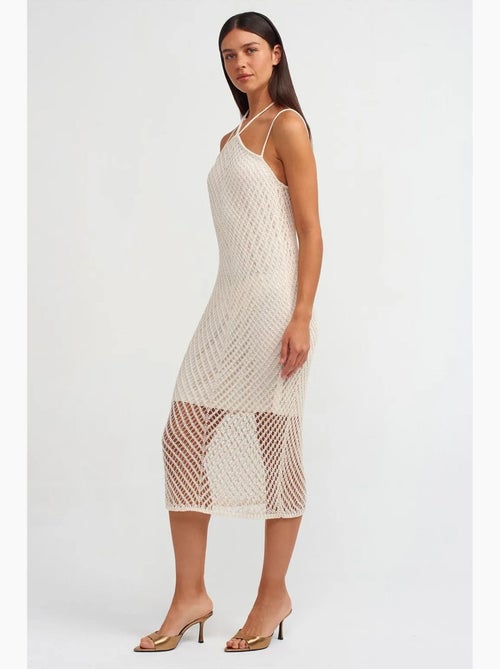 Abito midi allacciato al collo testurizzato con cut-out dilvin - Kiabi Abito midi allacciato al collo testurizzato con cut-out dilvin - Kiabi