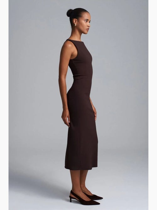 Abito midi bodycon senza maniche con spacco dilvin - Kiabi Abito midi bodycon senza maniche con spacco dilvin - Kiabi