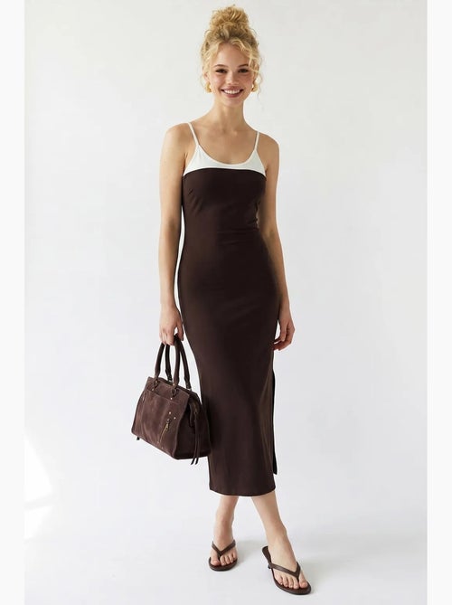 Abito midi bodycon senza maniche con spacco mixray - Kiabi Abito midi bodycon senza maniche con spacco mixray - Kiabi