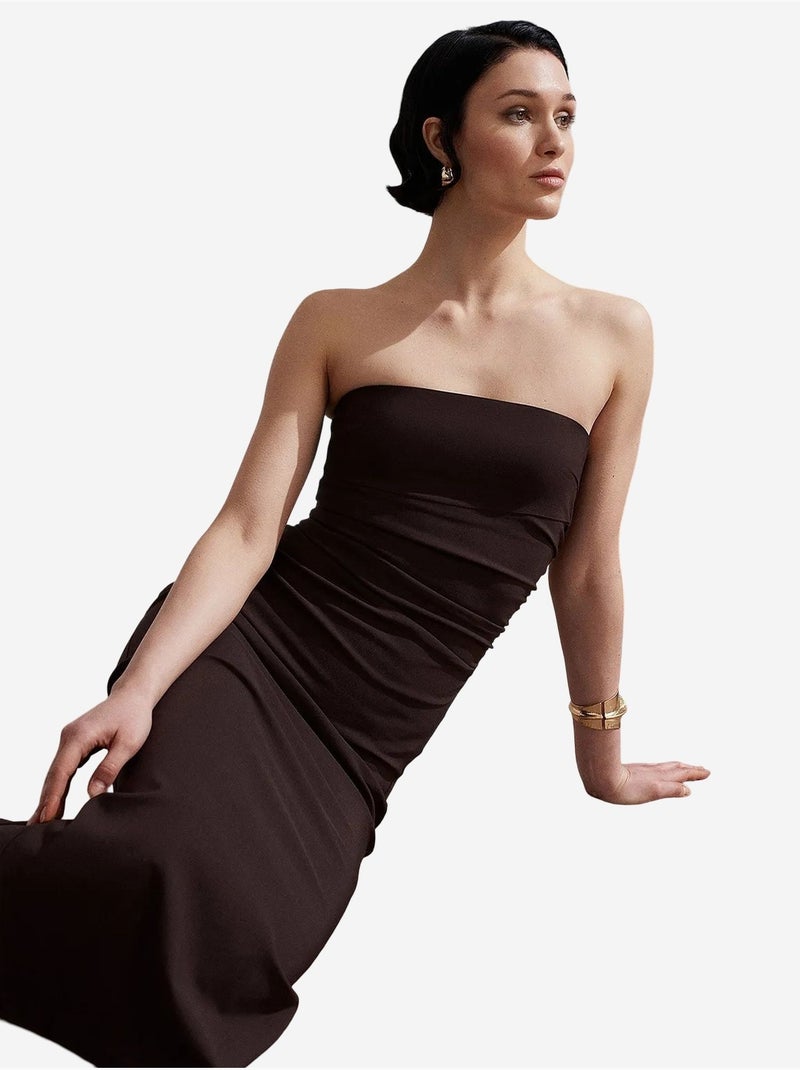 Abito midi bodycon senza spalline con spacco dilvin Marrone cioccolato - Kiabi