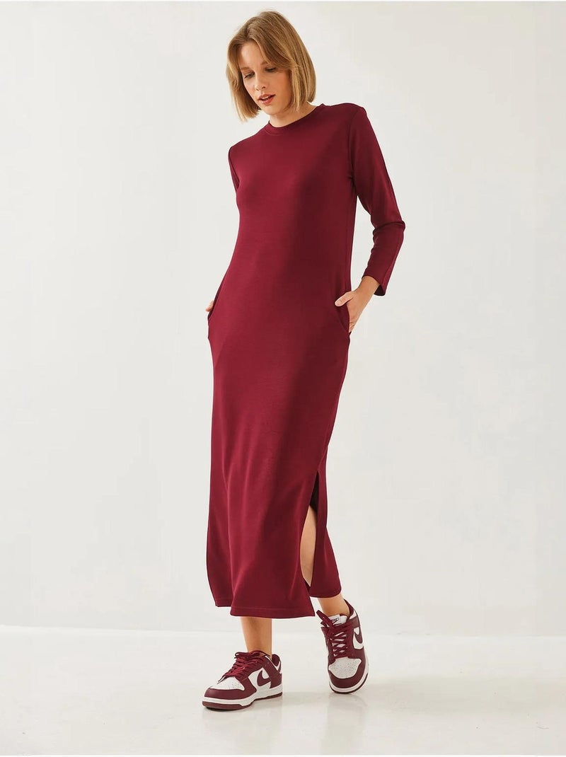 Abito midi con girocollo, maniche lunghe e spacco lucci Rosso bordeaux - Kiabi