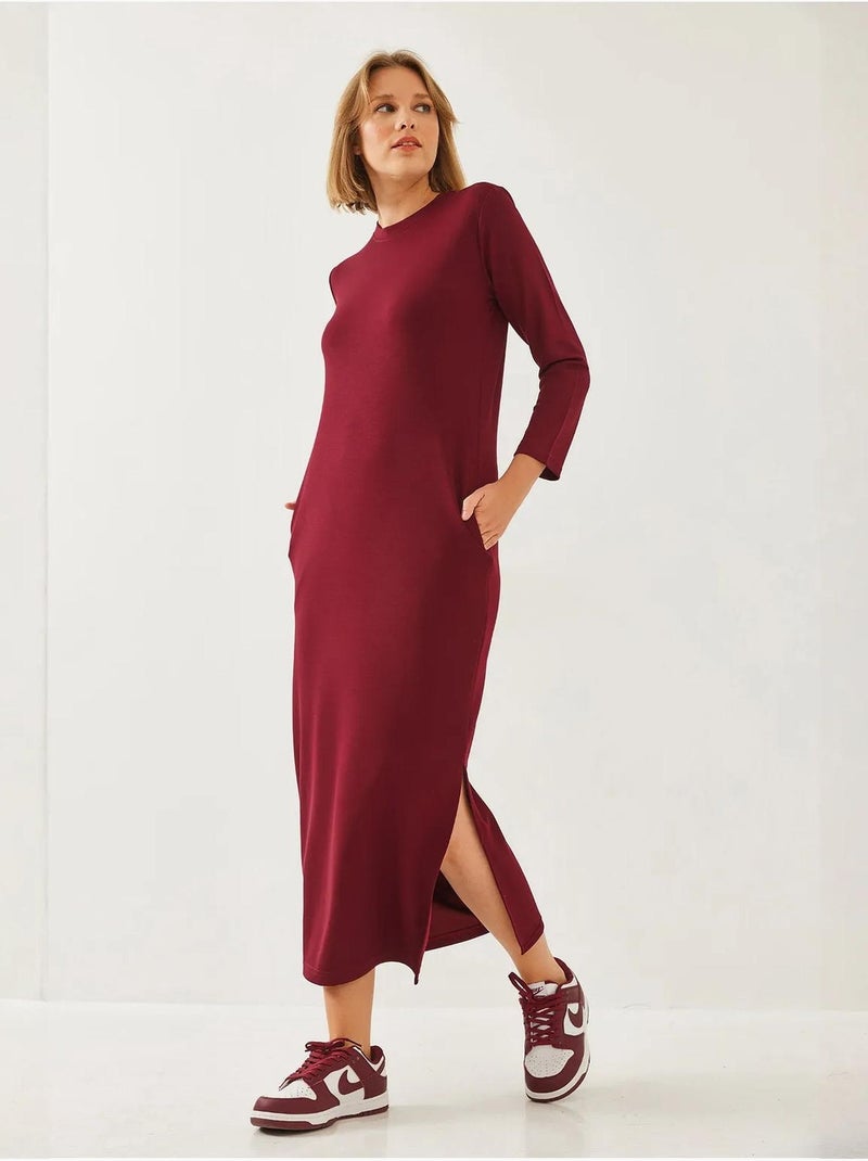 Abito midi con girocollo, maniche lunghe e spacco lucci Rosso bordeaux - Kiabi