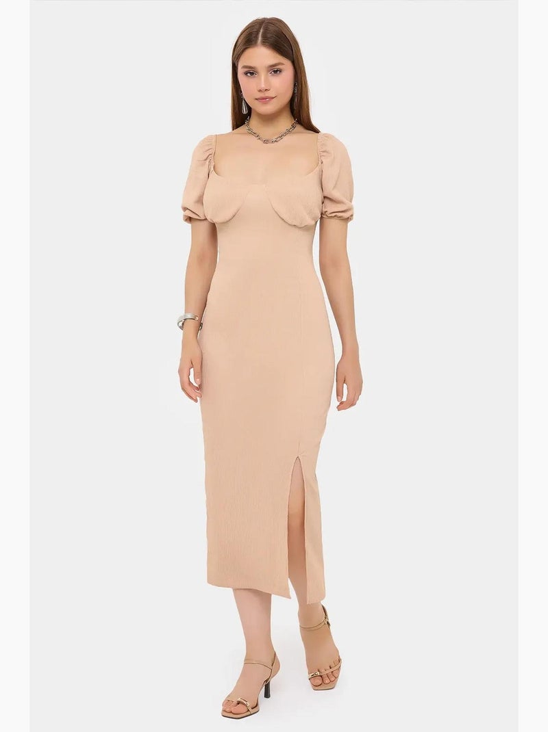 Abito midi con scollo a cuore e maniche a sbuffo con spacco laterale hiccup Beige naturale - Kiabi