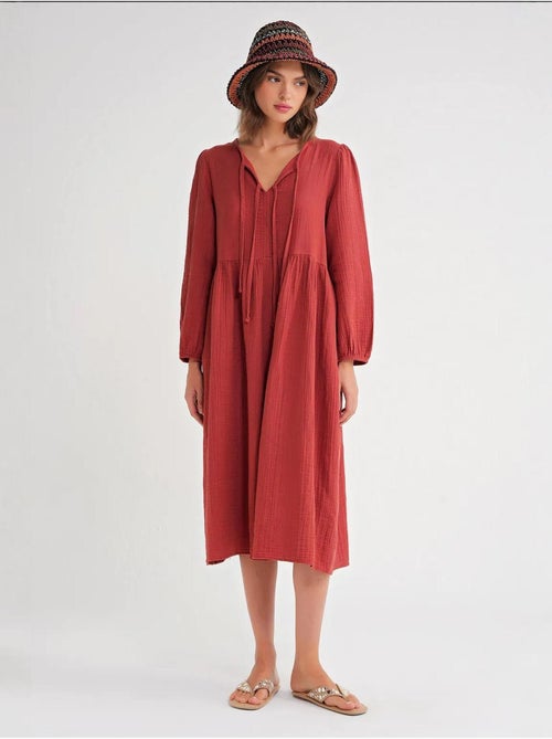 Abito midi con scollo a v e chiusura con laccetto mixray - Kiabi Abito midi con scollo a v e chiusura con laccetto mixray - Kiabi