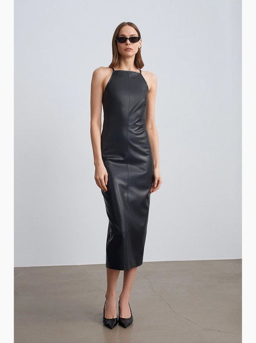 Abito midi con scollo all’americana dilvin - Kiabi Abito midi con scollo all’americana dilvin - Kiabi