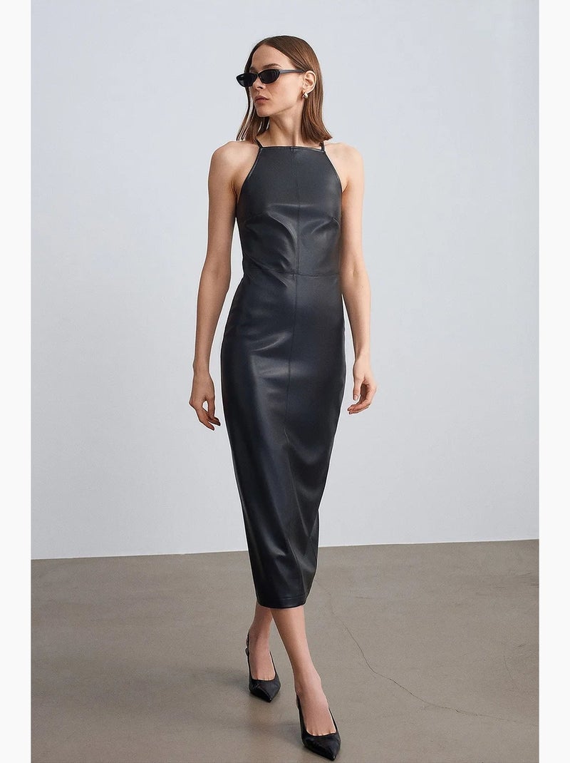 Abito midi con scollo all’americana dilvin Nero - Kiabi