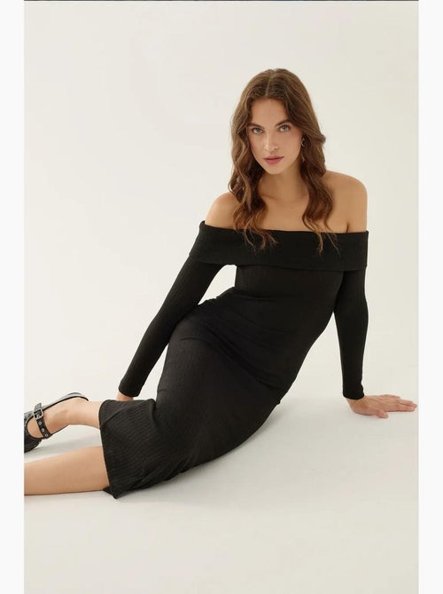 Abito midi con spalle scoperte hiccup - Kiabi Abito midi con spalle scoperte hiccup - Kiabi