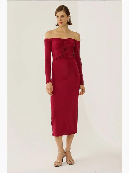 Abito midi con spalle scoperte hiccup - Kiabi Abito midi con spalle scoperte hiccup - Kiabi