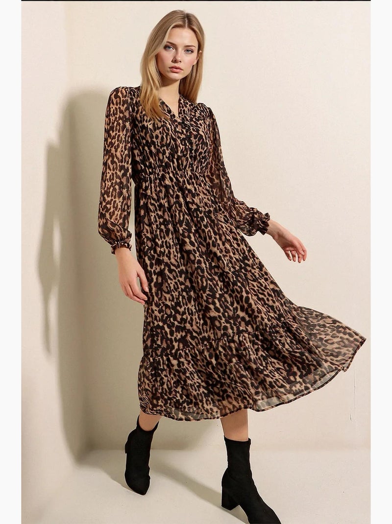 Abito midi con stampa leopardata e scollo a v bdart Cammello - Kiabi