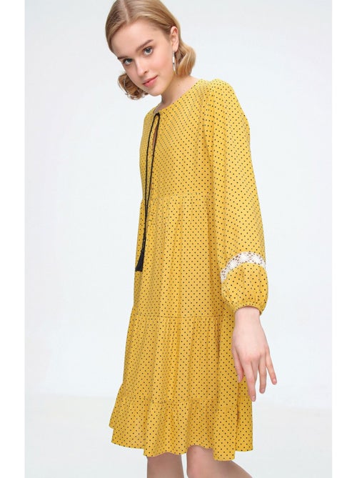 Abito midi con volant - Kiabi