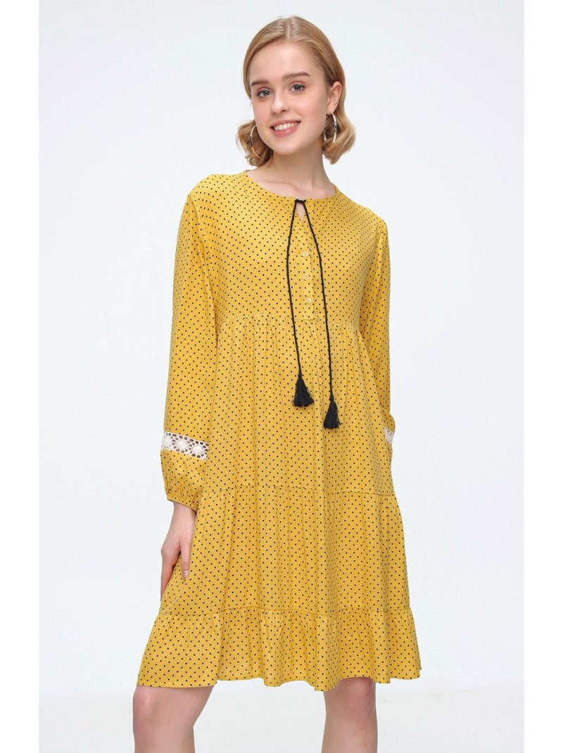 Abito midi con volant Giallo - Kiabi