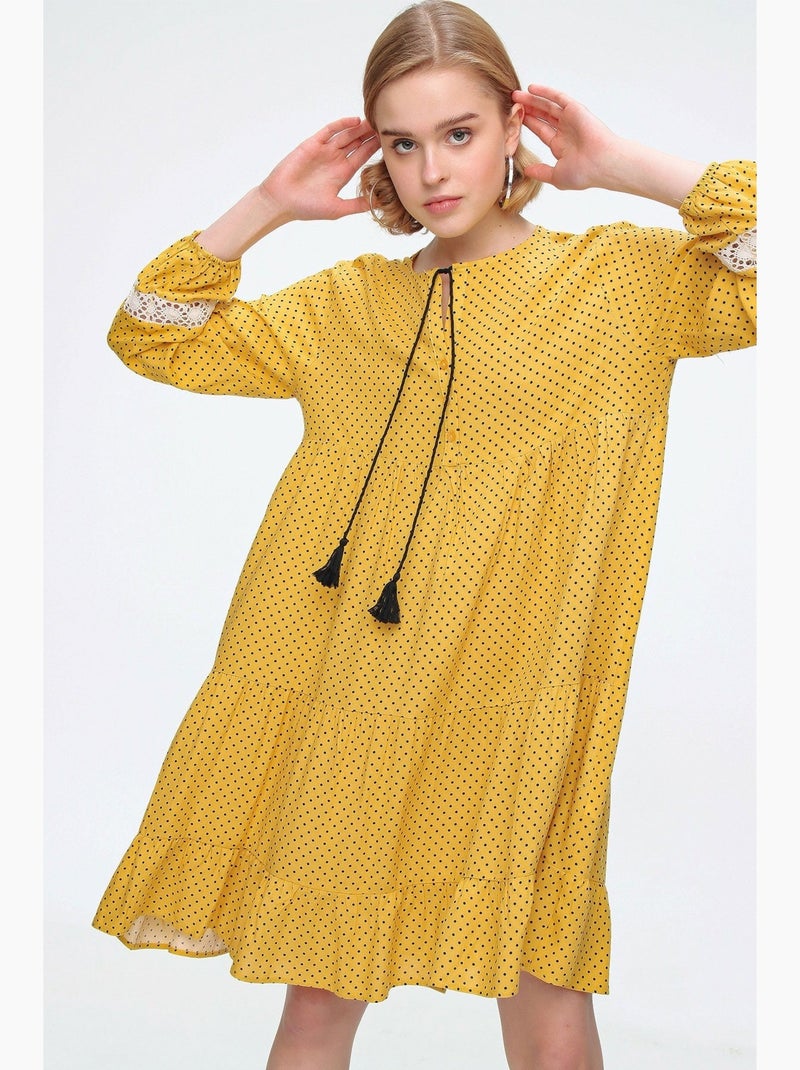 Abito midi con volant Giallo - Kiabi