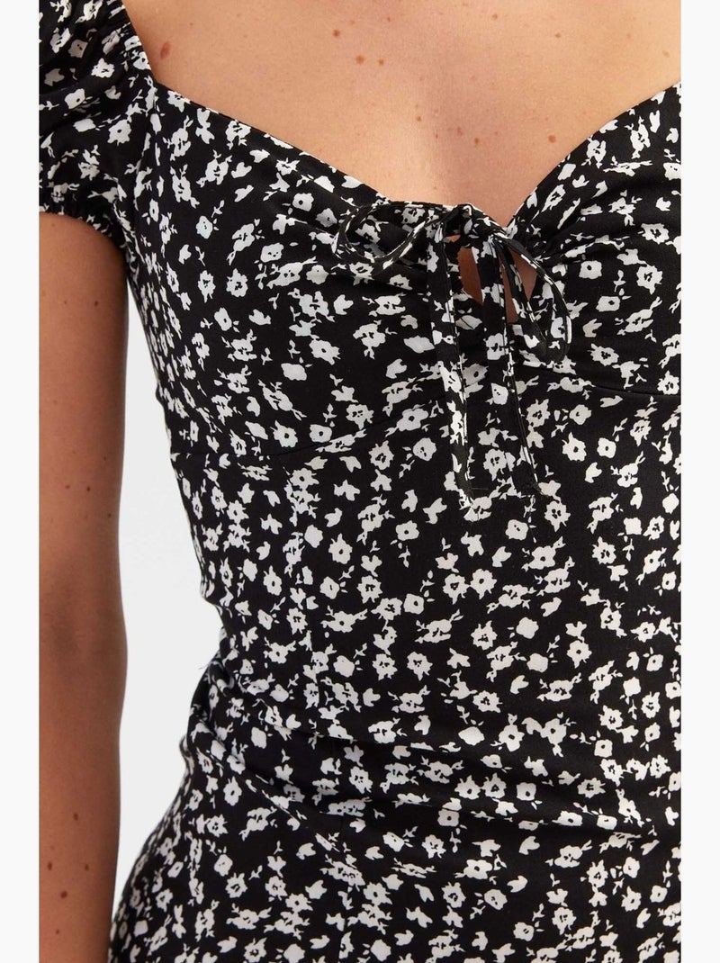 Abito midi floreale con spalle scoperte e spacco laterale hiccup Nero - Kiabi