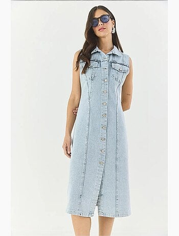 Abito midi in denim aderente con chiusura a bottoni lucci