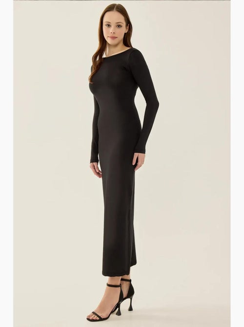 Abito midi in maglia con schiena scoperta hiccup - Kiabi Abito midi in maglia con schiena scoperta hiccup - Kiabi