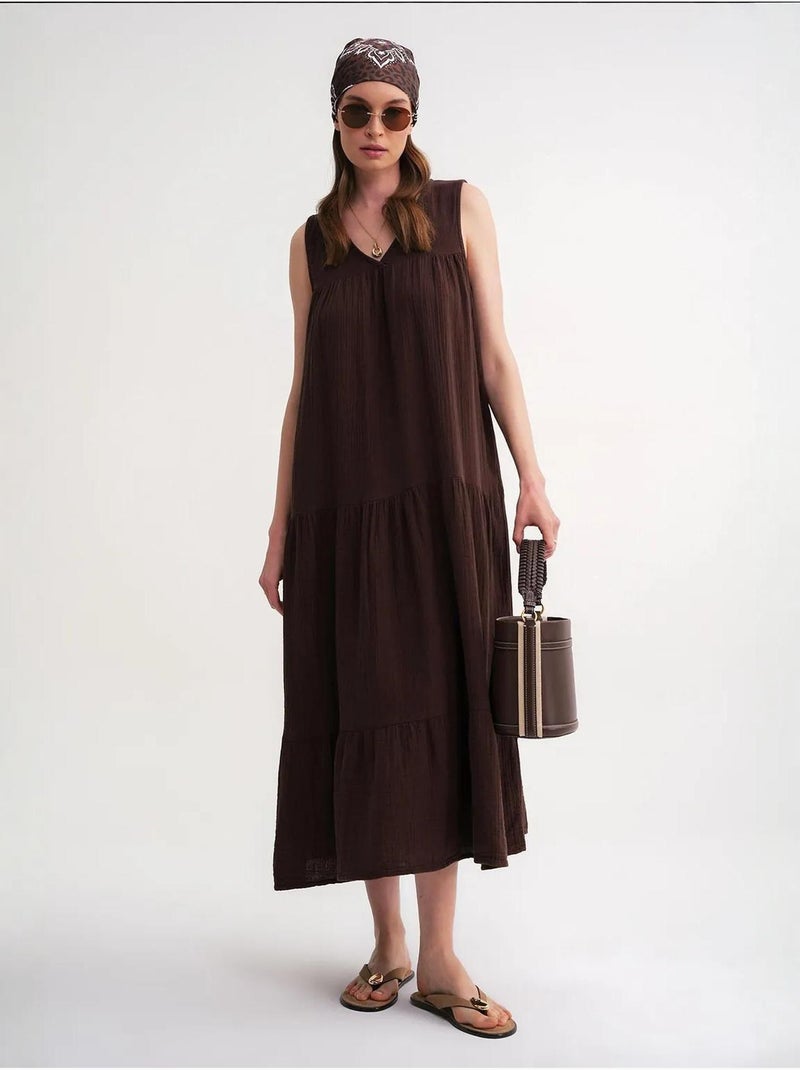 Abito midi in mussola senza maniche con scollo a v e tasche mixray Marrone scuro - Kiabi