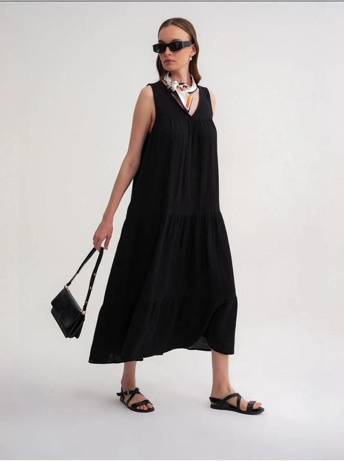 Abito midi in mussola senza maniche con scollo a v e tasche mixray - Kiabi Abito midi in mussola senza maniche con scollo a v e tasche mixray - Kiabi
