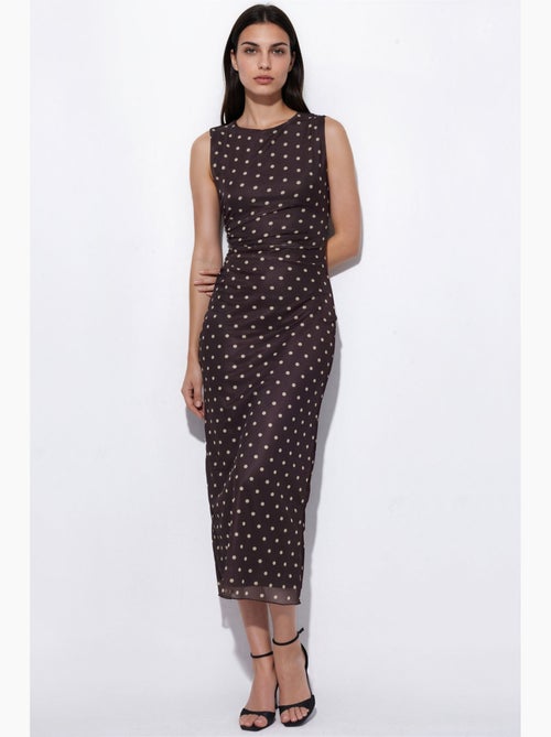 Abito midi in tulle a pois con girocollo hiccup - Kiabi Abito midi in tulle a pois con girocollo hiccup - Kiabi