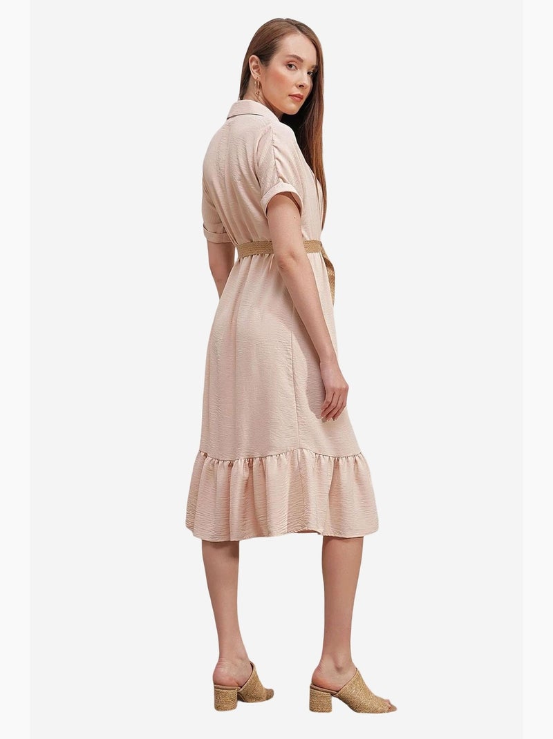 Abito midi testurizzato con cintura e colletto a camicia bdart Crema - Kiabi