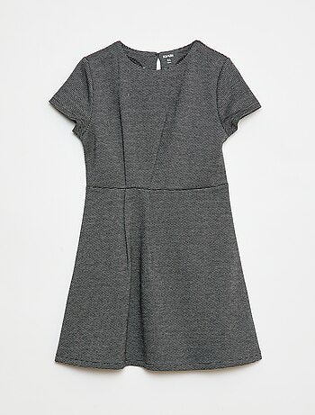 Abito Milano dalla linea svasata a maniche corte