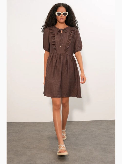 Abito mini a grembiule da donna a linea a bdart - Kiabi Abito mini a grembiule da donna a linea a bdart - Kiabi