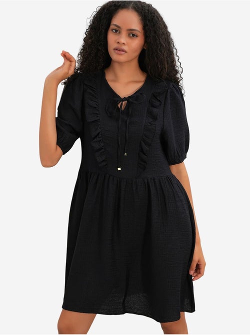 Abito mini a grembiule da donna a linea a bdart - Kiabi Abito mini a grembiule da donna a linea a bdart - Kiabi