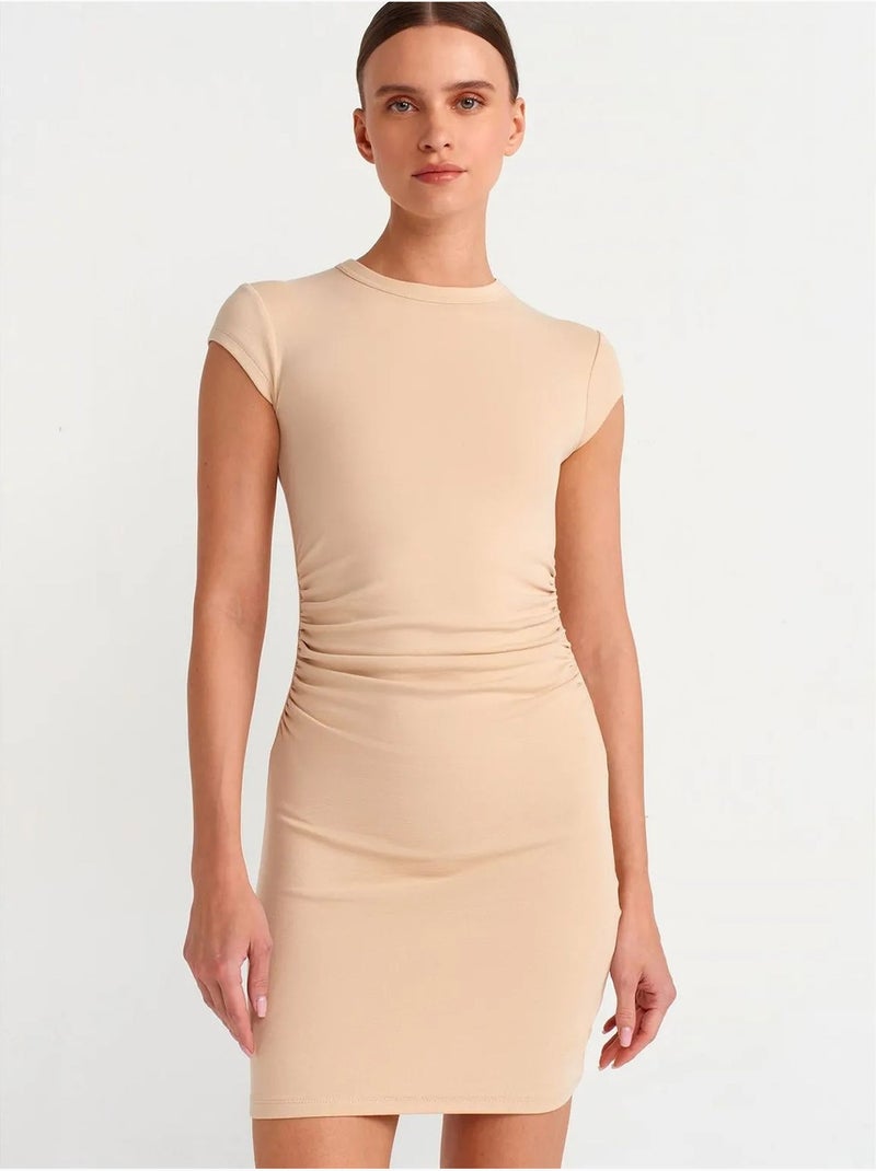 Abito mini aderente da donna dilvin Beige argilla - Kiabi