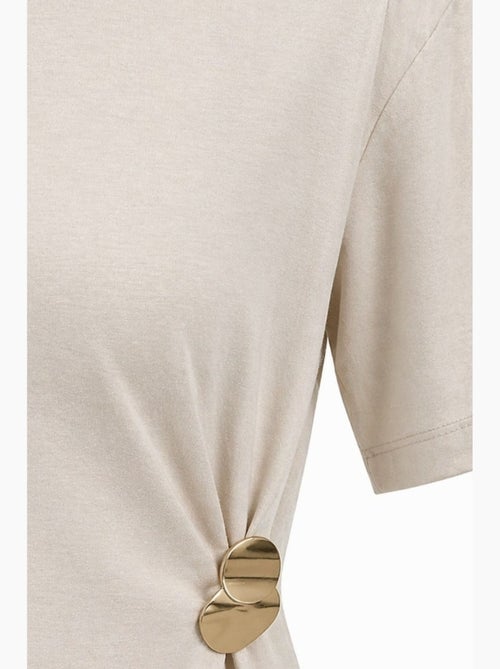 Abito mini t-shirt con girocollo e accessorio in pietra mixray - Kiabi Abito mini t-shirt con girocollo e accessorio in pietra mixray - Kiabi