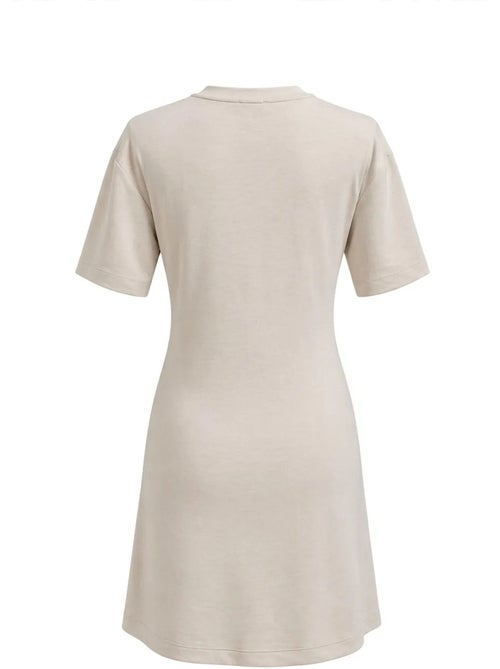 Abito mini t-shirt con girocollo e accessorio in pietra mixray - Kiabi Abito mini t-shirt con girocollo e accessorio in pietra mixray - Kiabi