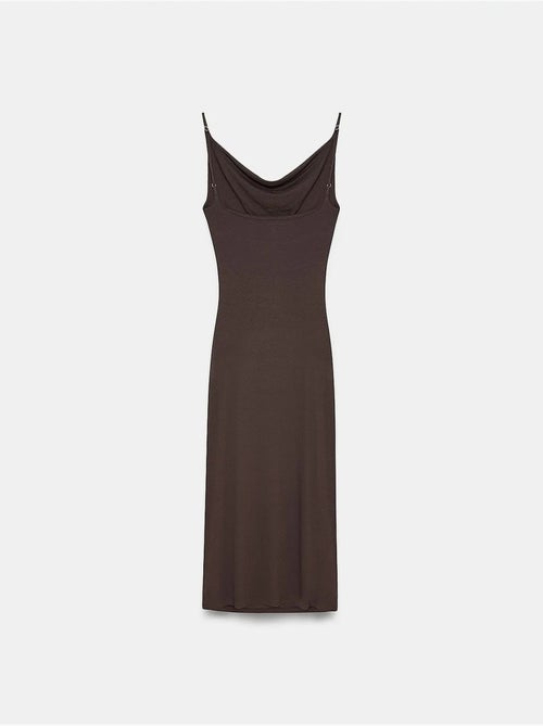 Abito sottoveste midi senza maniche dilvin - Kiabi Abito sottoveste midi senza maniche dilvin - Kiabi