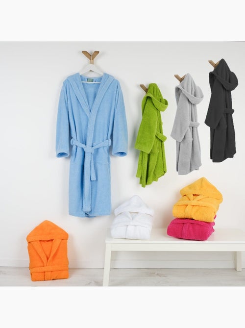 Accappatoio da bambino con cappuccio in spugna di cotone bouclé COCOON - Kiabi Accappatoio da bambino con cappuccio in spugna di cotone bouclé COCOON - Kiabi