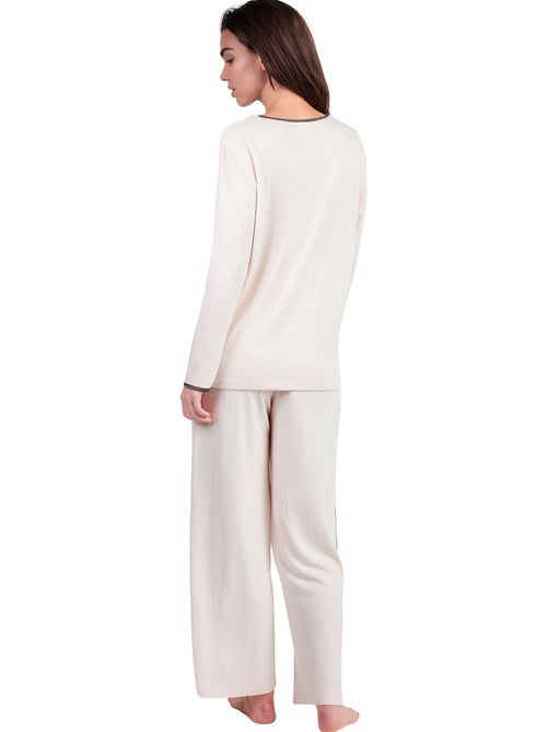 ADMAS CLASSIC Elegante pigiama a maniche lunghe con scollo a V per donna At Home - Kiabi ADMAS CLASSIC Elegante pigiama a maniche lunghe con scollo a V per donna At Home - Kiabi