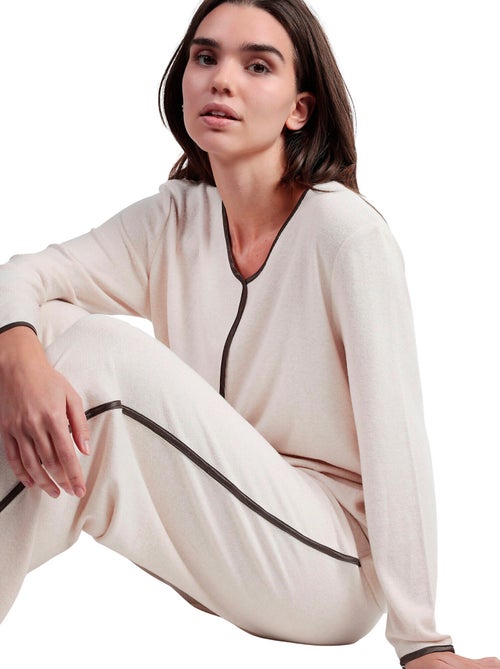 ADMAS CLASSIC Elegante pigiama a maniche lunghe con scollo a V per donna At Home - Kiabi ADMAS CLASSIC Elegante pigiama a maniche lunghe con scollo a V per donna At Home - Kiabi