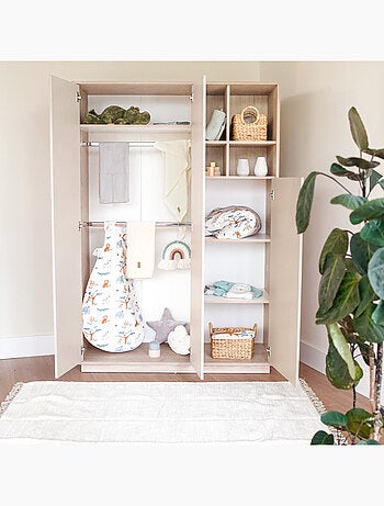Armadio bambini minimalista 3 ante con vani aperti Elva – Roba