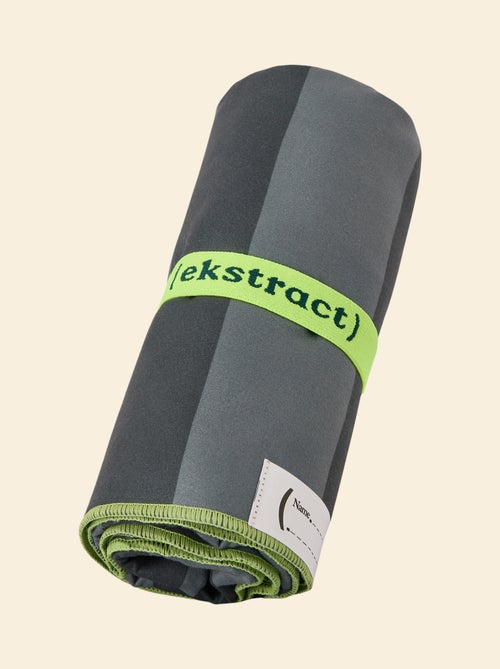 Asciugamano sportivo in microfibra (ekstract) - Kiabi Asciugamano sportivo in microfibra (ekstract) - Kiabi