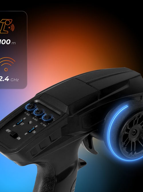 Auto telecomandata OVERMAX X-Pace 4x4 - 30 km/h - Luci a LED - Kiabi