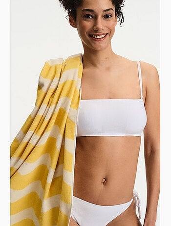 Ava slip bikini testurizzato a vita media penti