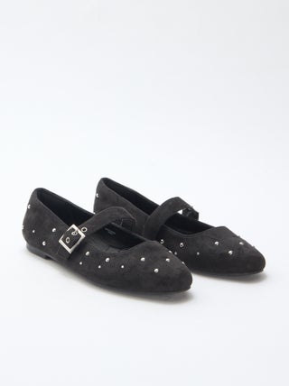 Ballerine con cinturini effetto borchiato