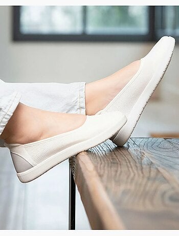 Ballerine facile da indossare, suola con memoria di forma, comoda e leggera isotoner