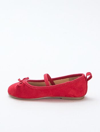 Ballerine in simil suede con cinturino