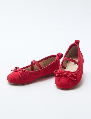 Ballerine in simil suede con cinturino
