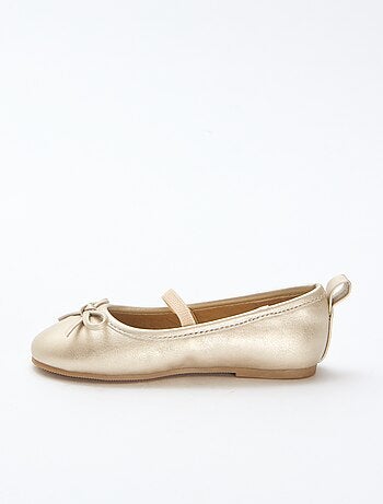 Ballerine in similpelle con cinturino