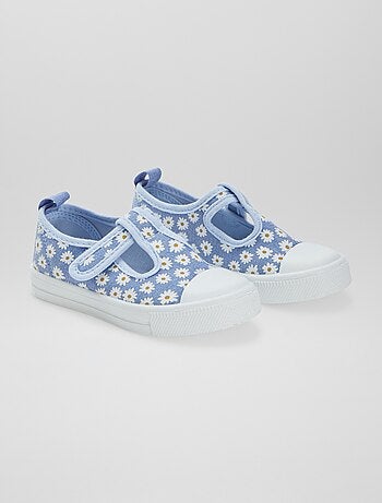 Ballerine in tela con chiusura a strappo