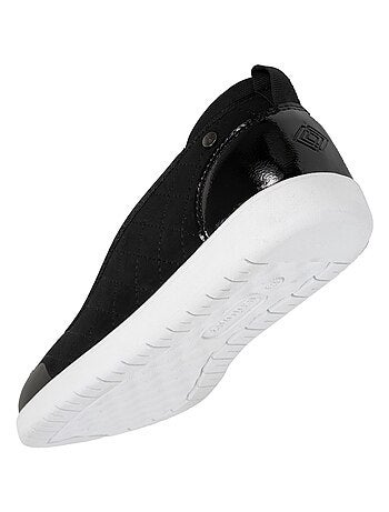 Ballerine scivolano, sono flessibili e leggeri Isotoner