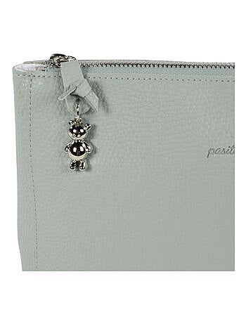 Beauty case icon | pasito a pasito | pasito a pasito