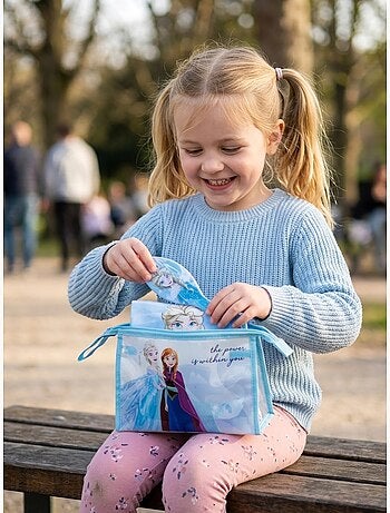 Beauty case trasparente con pettine e asciugamano disney