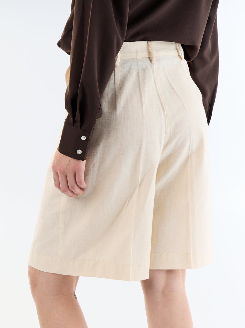 Bermuda ampio in misto lino con pinces Beige - Kiabi