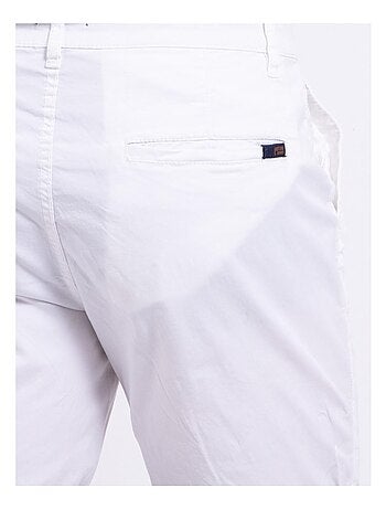 Bermuda chino BAZY
